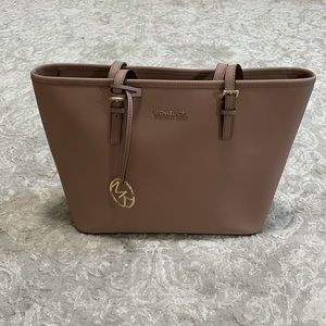 Michael Kors tote